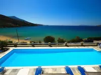 Hotel Perrakis - Pools