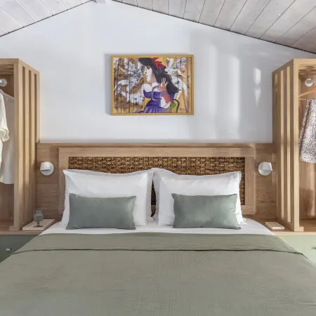 Akrolithos Luxury Suites & Spa