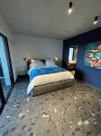 Suite 28
