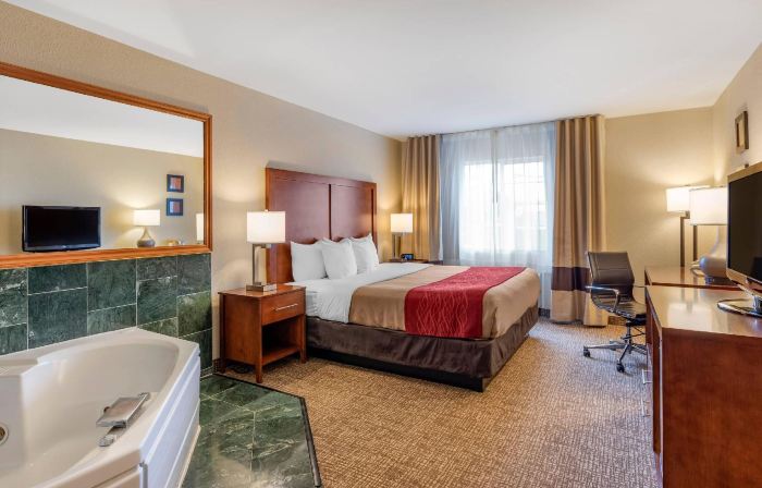 Comfort Inn & Suites
