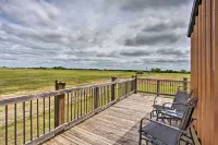 'The Copper Roost': Lake Texoma Escape w/ Hot Tub - Parkplatz