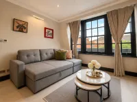 Boutique Luxury London Soho Apartment Sleeps 4 - Bungalows
