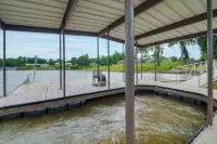 Game Room, Fishing Cabin & Dock on Grand Lake! - 3 estrellas