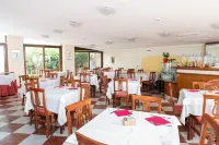 Hotel Russo Palace - Bữa sáng