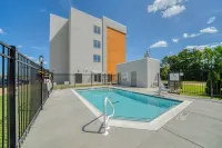 Holiday Inn Express & Suites TYLER SOUTH – UNIVERSITY AREA by IHG - Pools