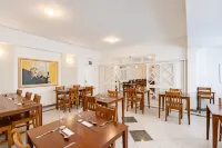 Bristol Sabrina Hotel de Charme Joinville - breakfast