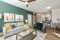Landing Amazing 3BD in Patterson Place - Homestays