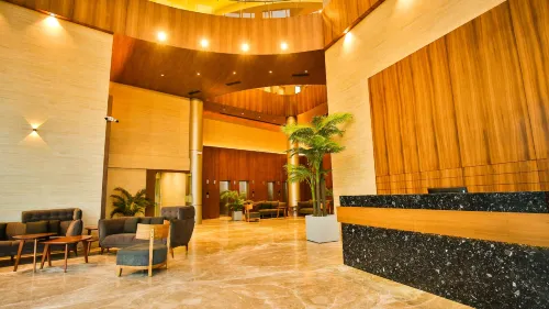 Weekend Address Managed by Living Homes - พร้อมระเบียง