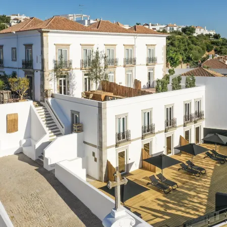 Colegio Charm House