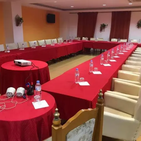 Le Cristal Hotel