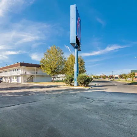 Motel 6 Moses Lake, WA