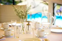 Kamari Beach Hotel - breakfast