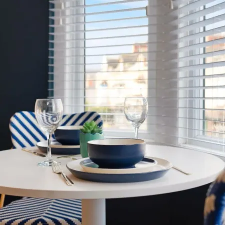 High-spec Hartlepool 3BR Apartment Sleeps 5 by Stay With Us