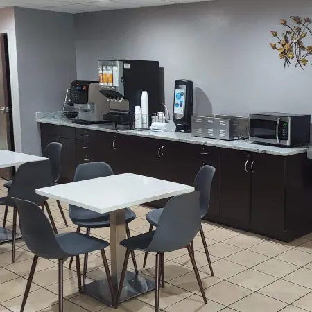 Microtel Inn & Suites by Wyndham Hoover/Birmingham