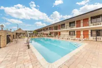 Quality Inn Florida City - Gateway to the Keys - Parking