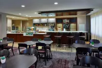 奧爾巴尼高速公路萬怡酒店 - 早餐