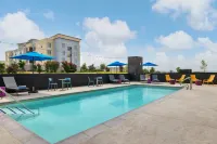 Tru by Hilton Fort Worth Lake Worth - 3-نجوم