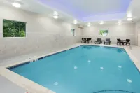 Hampton Inn by Hilton Kennebunk-Kennebunkport - Pools