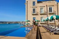Grand Hotel des Etrangers - Romantic