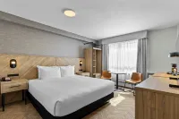 Sandman Hotel & Suites Calgary West - bar