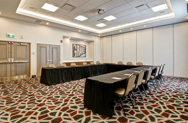 Hampton Inn & Suites by Hilton-Grande Prairie, Alberta photo 3