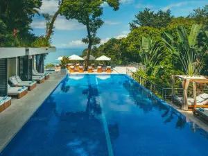 Los Altos Resort