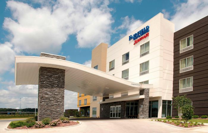 Fairfield Inn & Suites Jackson Clinton