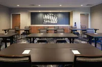 Fairfield Inn & Suites Palmdale West - 3-Star