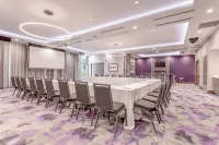 Home2 Suites by Hilton Toronto Brampton - Pool