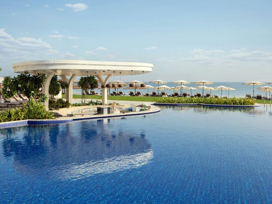 โรงแรม เซนต์ รีจิส อัล มูจ มัสกัต รีสอร์ท