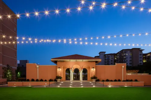 Rosewood Mansion on Turtle Creek - Romantic