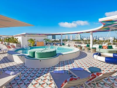 Moxy Miami South Beach
