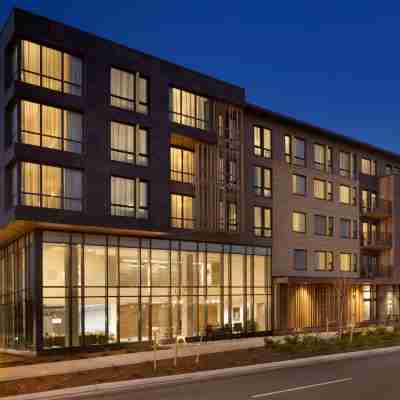 Embassy Suites by Hilton Boulder Hotel Exterior