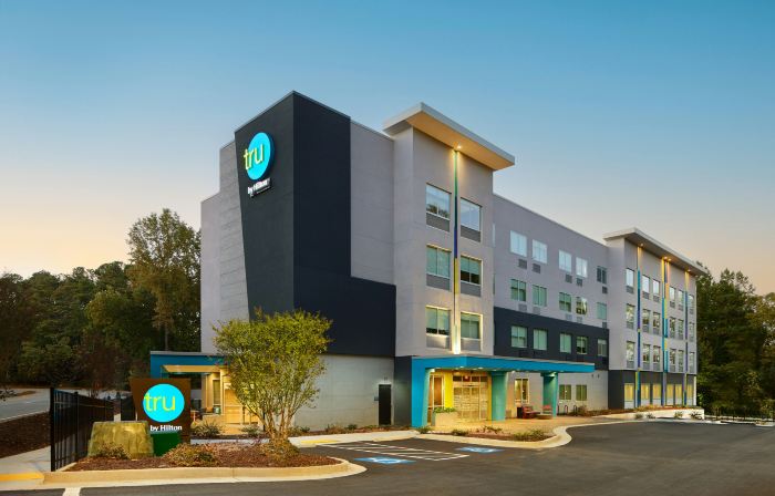 Tru by Hilton Atlanta Northlake Parkway
