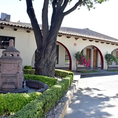 Hotel Sand's San Luis Potosí Hotels near El Domo