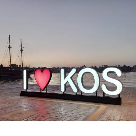 Vasilis Studios & Apartments