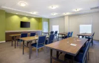Home2 Suites by Hilton Oxford Отели в г. Оксфорд
