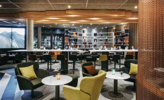 Novotel Paris Coeur d'Orly Airport