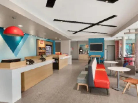 avid hotel FT LAUDERDALE AIRPORT - CRUISE by IHG Hotels in Dania Beach