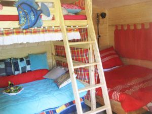 Venez passer des vacances bucoliques dans le Chalet De Camping "ma Doudou"