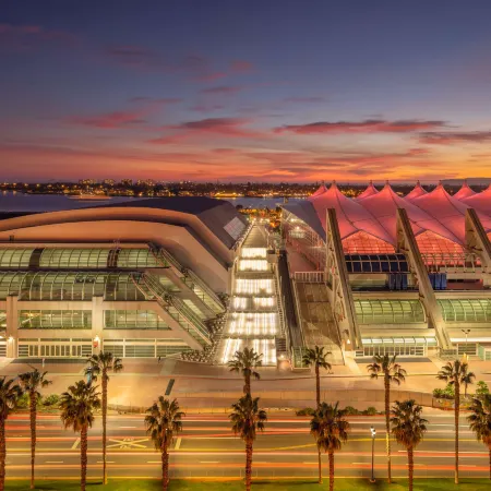 Hilton San Diego Gaslamp Quarter Отели рядом с достопримечательностью «Стадион «Петко-Парк»»