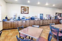 Days Inn by Wyndham Grand Junction - breakfast
