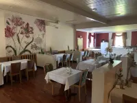 Hosser's Hotel Restaurant - Idar Oberstein Hotels in Ulmet