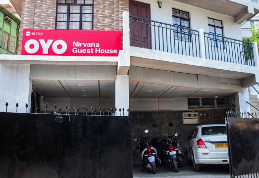 OYO 18759 Nirvana Guest House - Housity