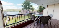 Surfside on the Lake - Mountain view