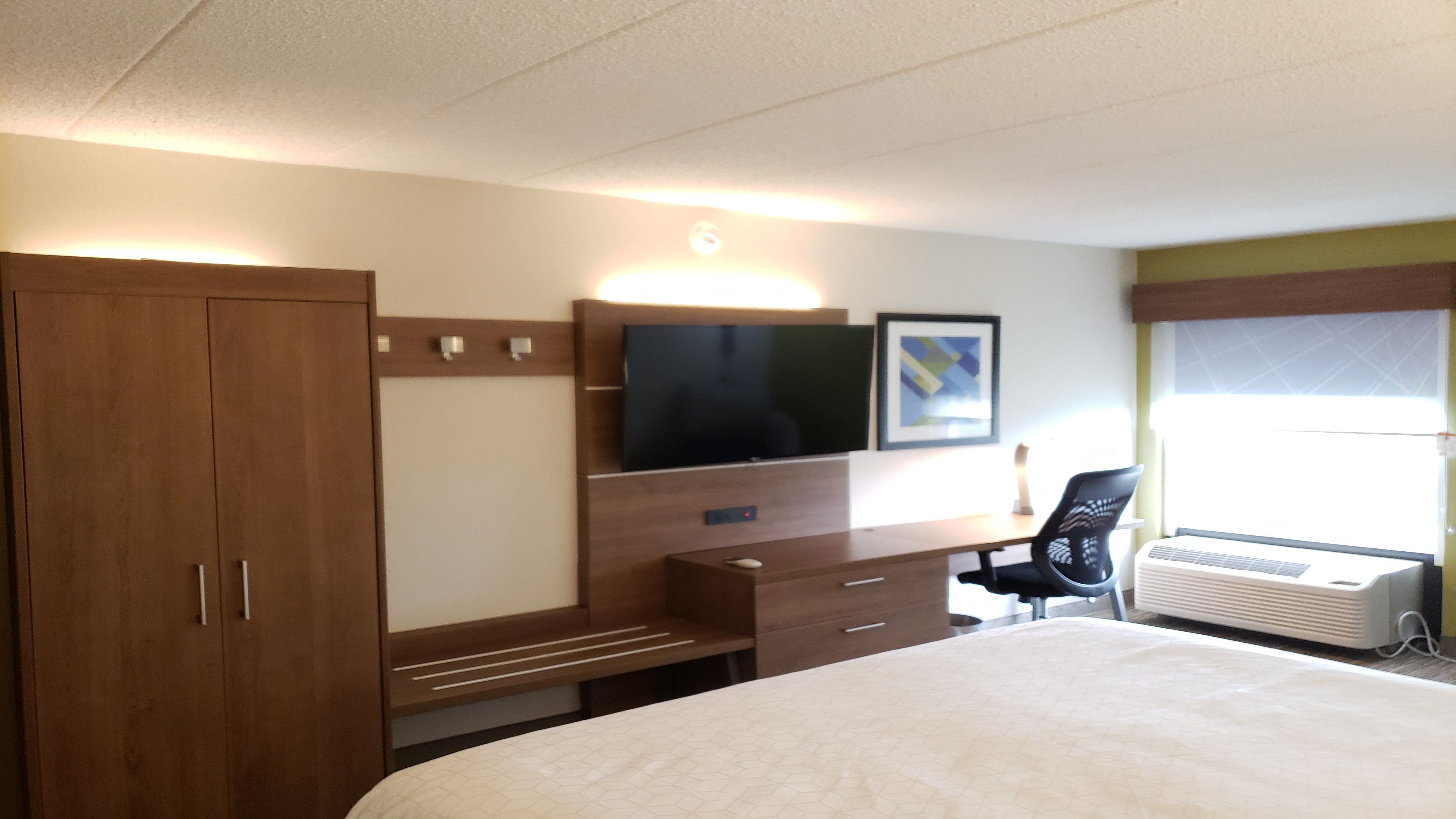 Holiday Inn Express Edgewood-Aberdeen-Bel Air, an Ihg Hotel