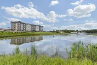 Devonian Hotel and Suites