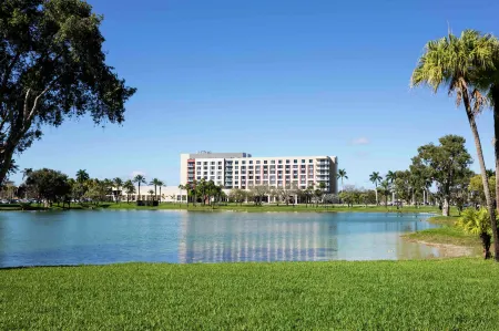 Hilton Miami Dadeland Отели рядом с достопримечательностью «Парк Тропикал»