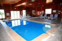 Budget Inn Express - Pools