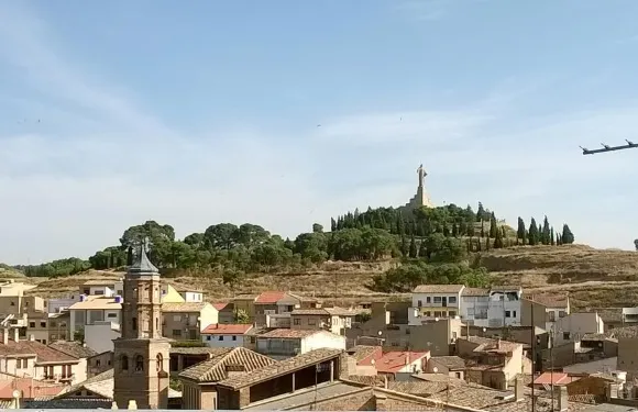 伊裏瓦倫公寓酒店